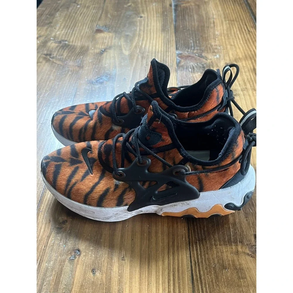 Nike React Presto Tiger Orange Black Mens Shoes CN7664-800 Size 7.5